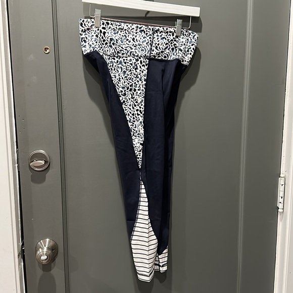 Navy blue Athleta leggings - Picture 5 of 7